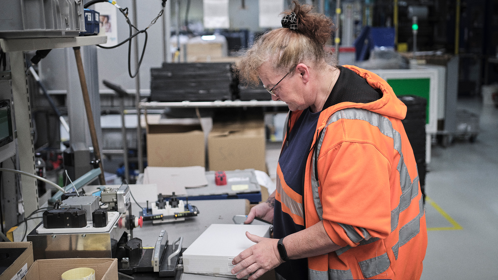 job på produktionsfabrik
